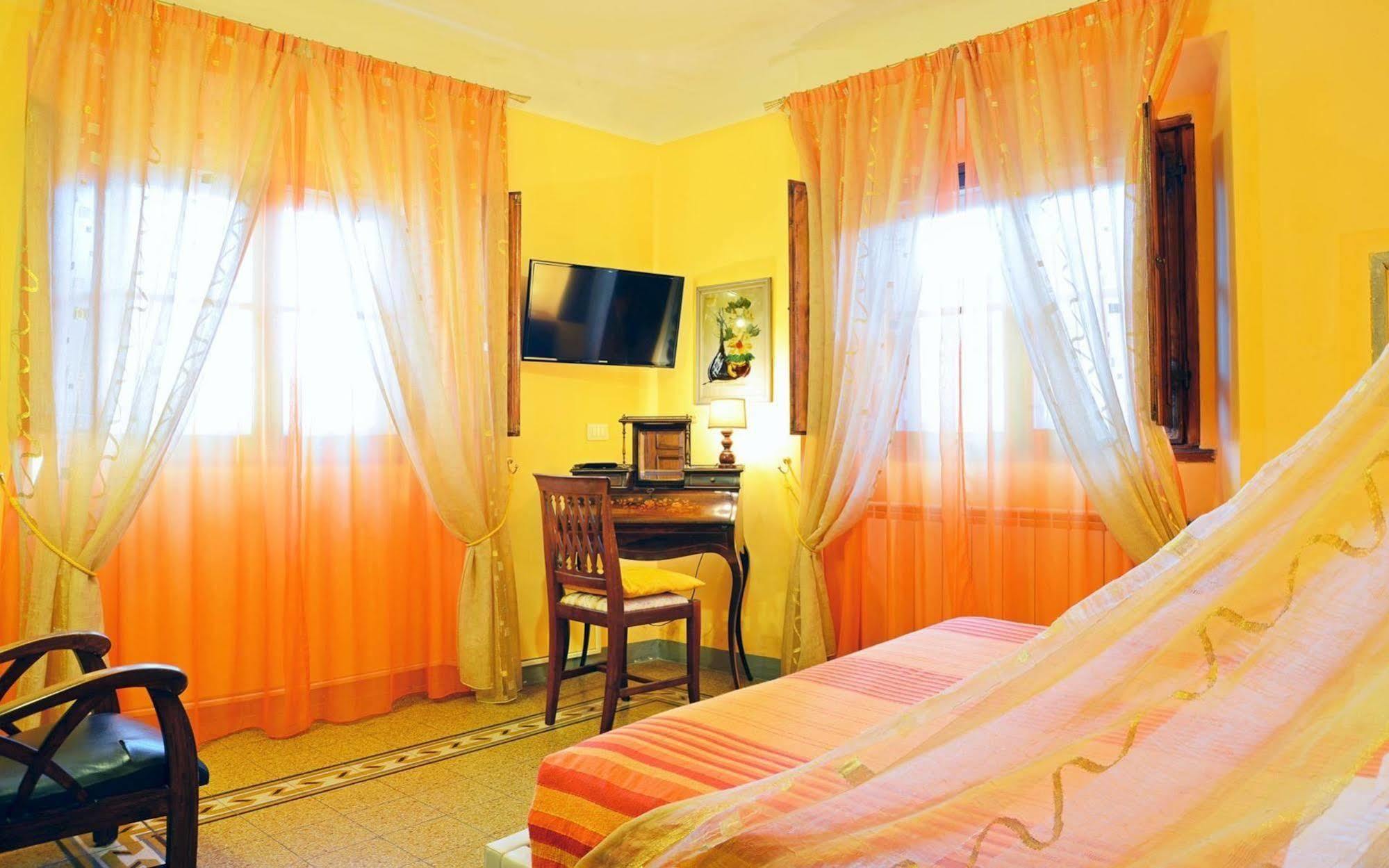 Sani Tourist House Hotel Firenze Kültér fotó