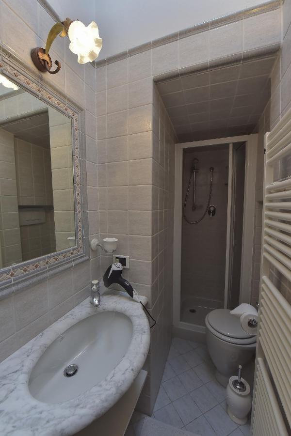 Sani Tourist House Hotel Firenze Kültér fotó